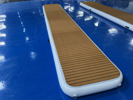 Bergantung pada ukuran Kapasitas ledakan atas Floating Dock platform inflatable dengan pompa udara untuk motor Jet Ski Boat