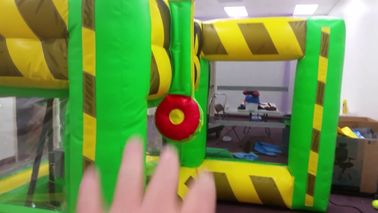 Indoor Outdoor Inflatable Interactive Games / Inflatable Dunk Tank System Untuk Anak-Anak
